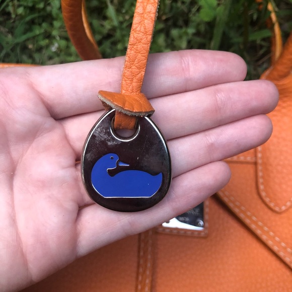 Dooney&Bourke Handbag! - Picture 6 of 7